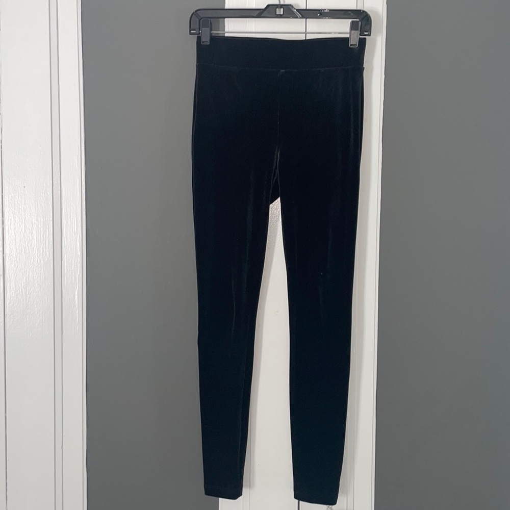 Velvet black leggings
